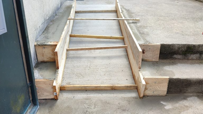 coffrage pour rampe béton